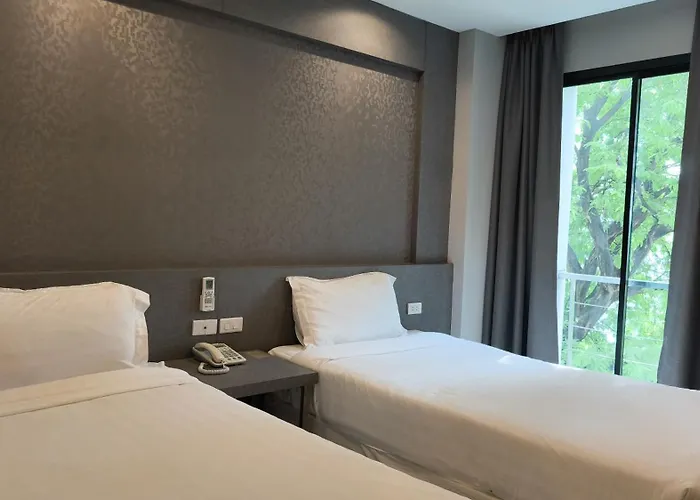 Hotel Avana & Convention Centre 5*