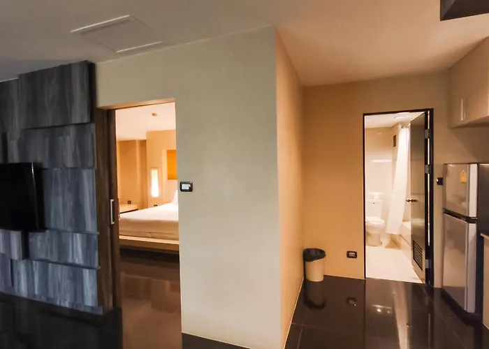 Hotel Avana & Convention Centre
