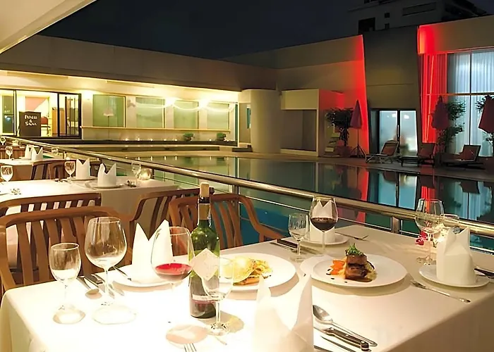 Hotel Avana & Convention Centre 5*